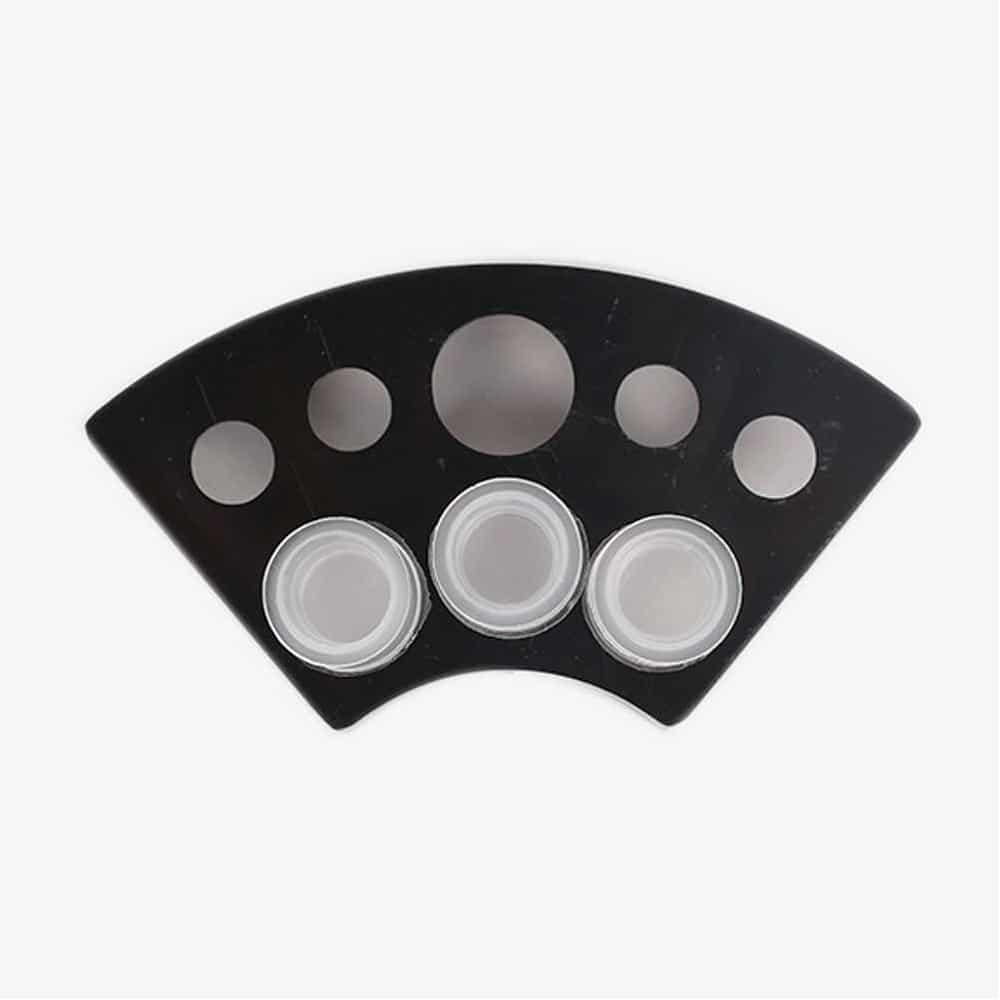 Pigment cup organizer for PMU GCC