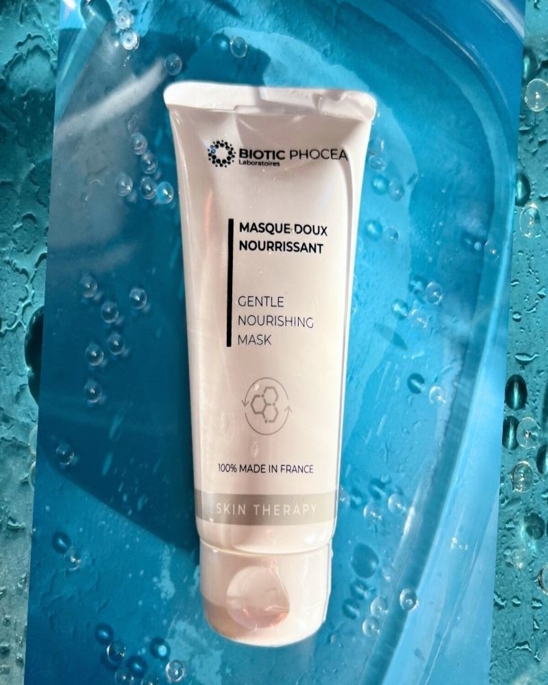 Nourishing face mask with aloe vera and shea butter UAE